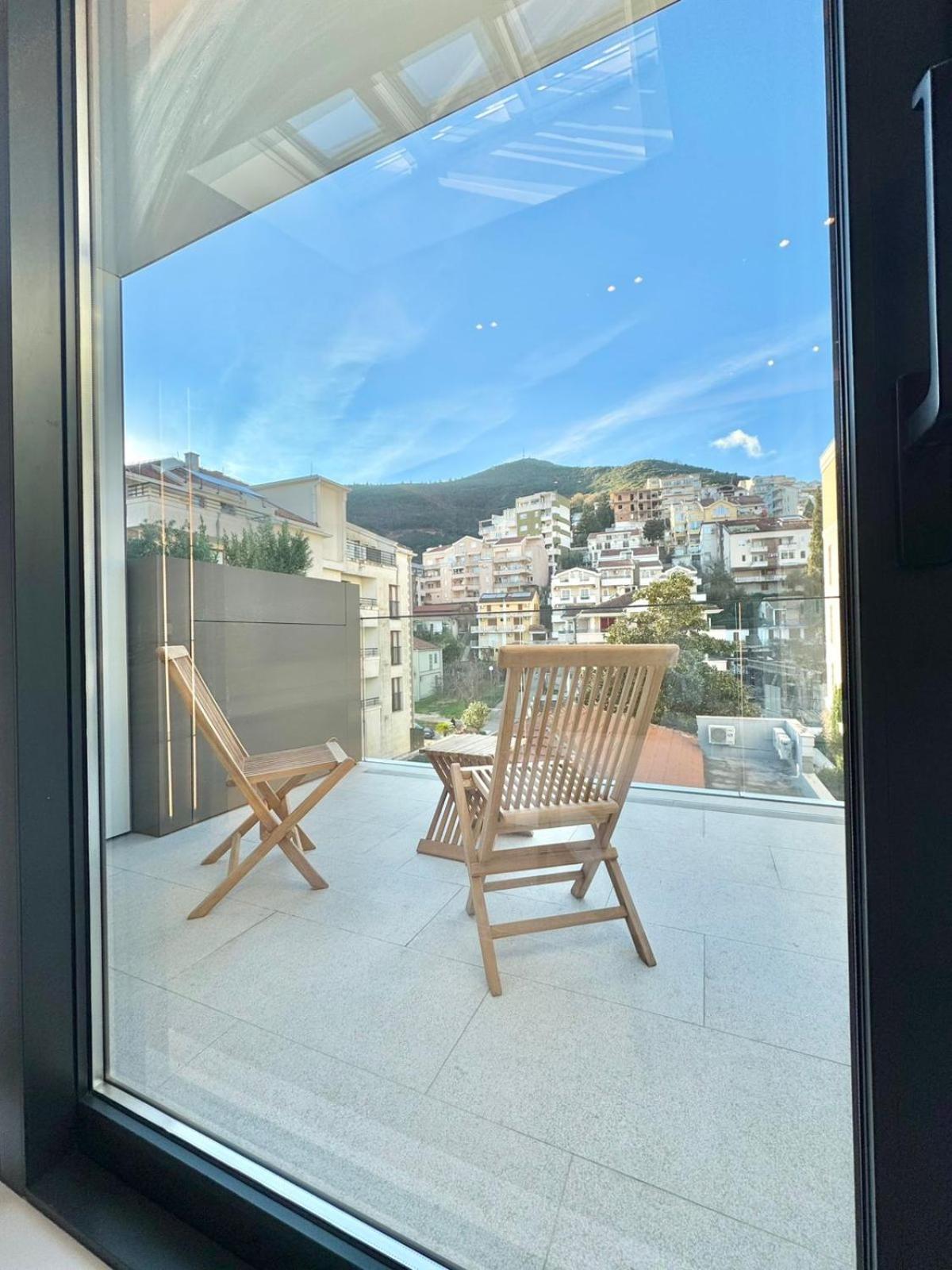Luxury Onia Apartment