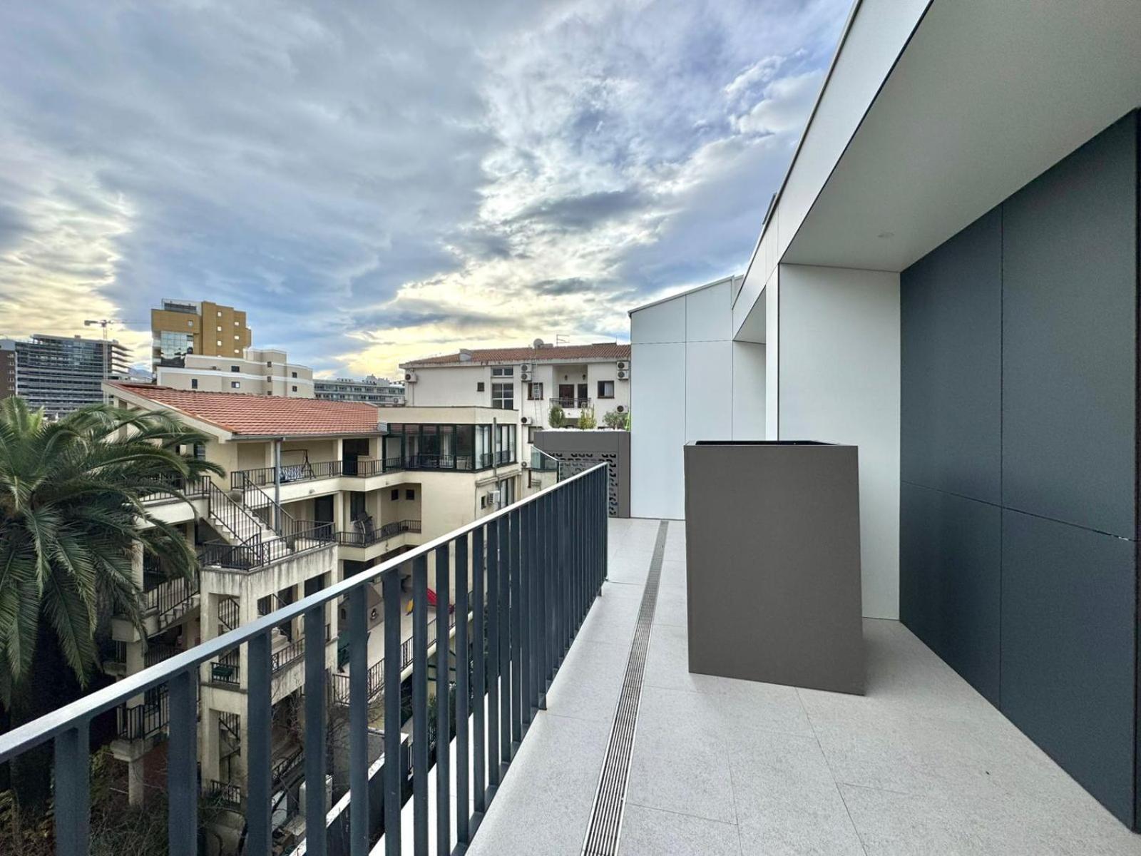 Luxury Onia Apartment *